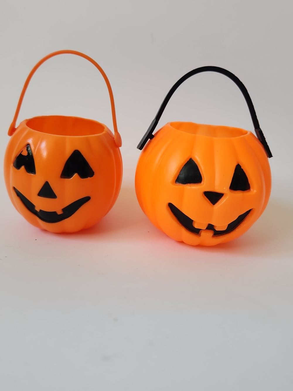 Vintage 2000s Halloween Pumpkin Mini Blow Mold Candy Buckets Mismatch Lot of 2